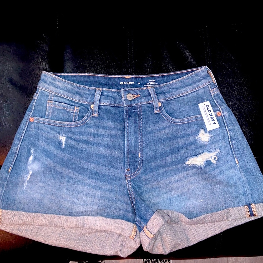 NWT Women’s size 12 Old Navy shorts